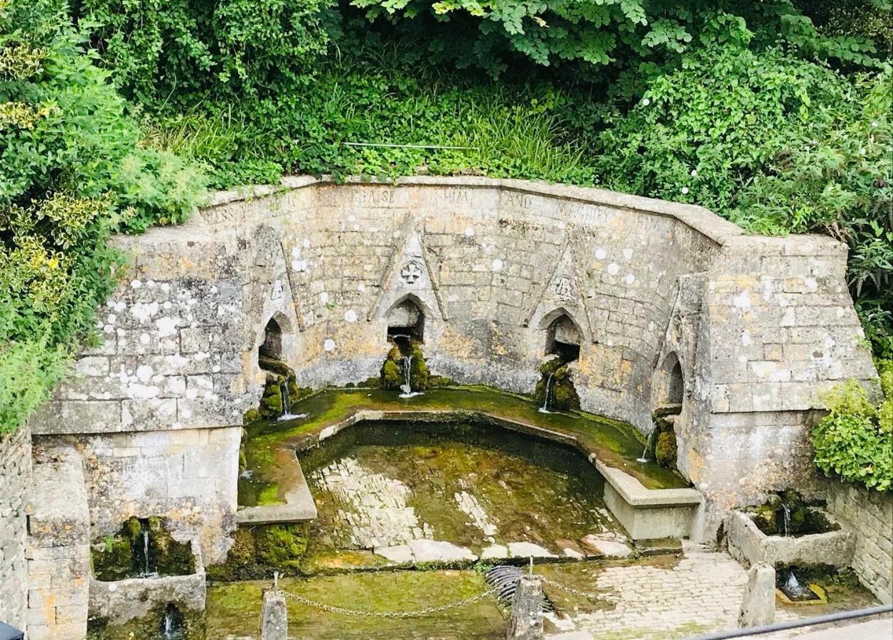 Bisley  Dove Cottage מראה חיצוני תמונה
