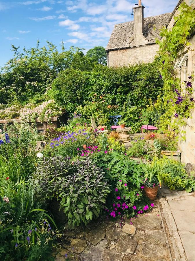 Bisley  Dove Cottage מראה חיצוני תמונה